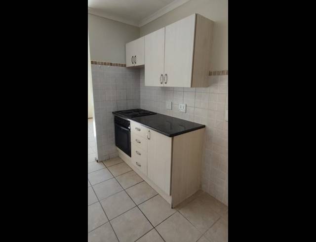 2 BEDROOM PROPERTY TO RENT IN BRENTWOOD